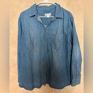 Ava & Viv Light Blue Denim Top womens 2x raw edge hem